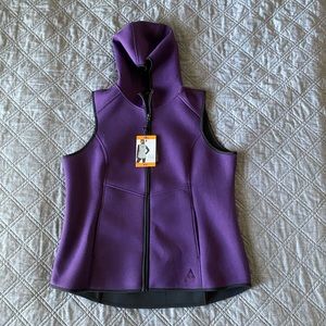 NWT Gerry Weber Purple Zip Up Performance Vest